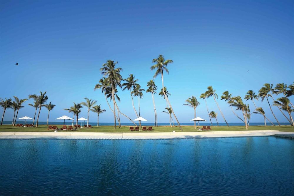 Anantaya & Resort 5*