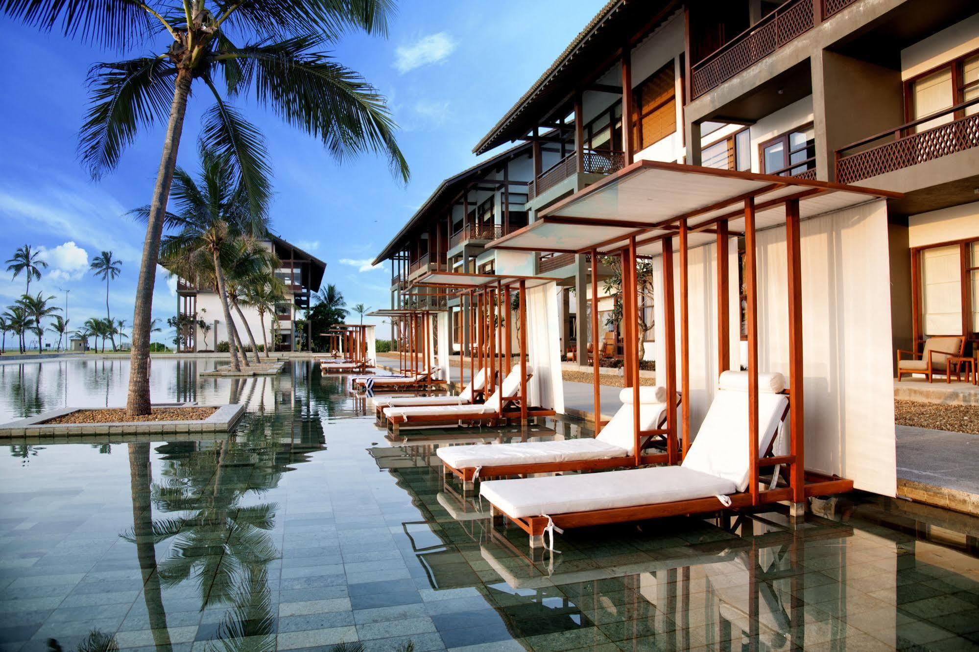 Anantaya & Resort 5*